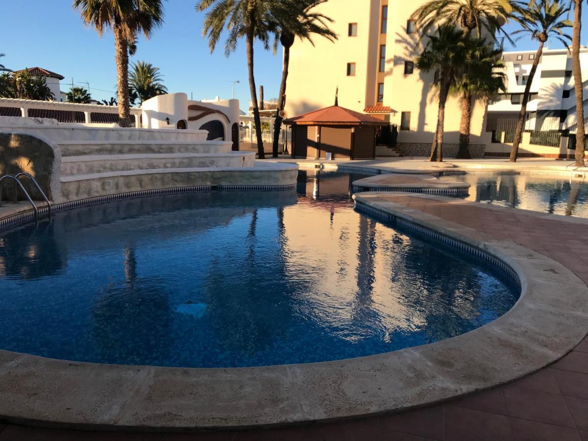 Estudio En Denia Con Piscina Y Wifi Privada, A 100 M Del Mar 외부 사진
