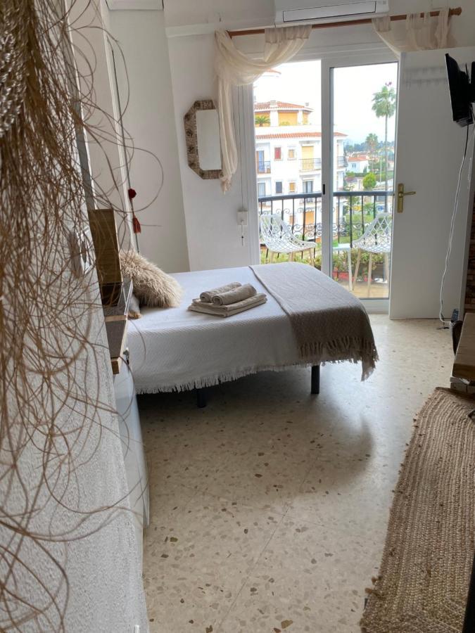Estudio En Denia Con Piscina Y Wifi Privada, A 100 M Del Mar 외부 사진